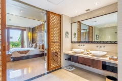 Suite Room - Bath Room